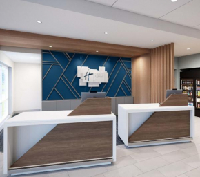 Holiday Inn Express & Suites - Tomah by IHG